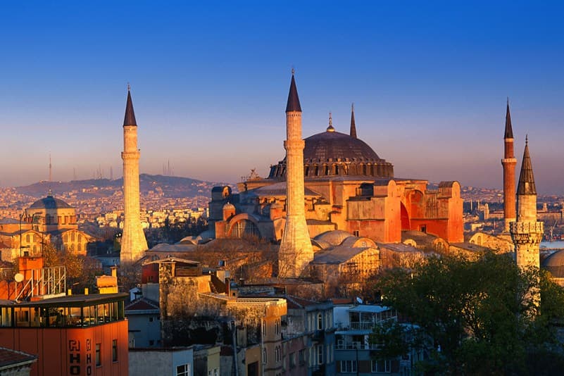 Turkey Tour Package – Explore Istanbul, Cappadocia & Pamukkale